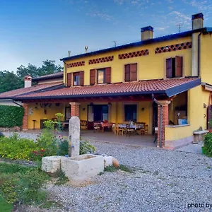  Alloggio per agriturismo Fior Di Maggio Italia